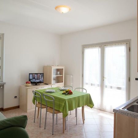 Residence Villa Aranci Limone sul Garda Kültér fotó