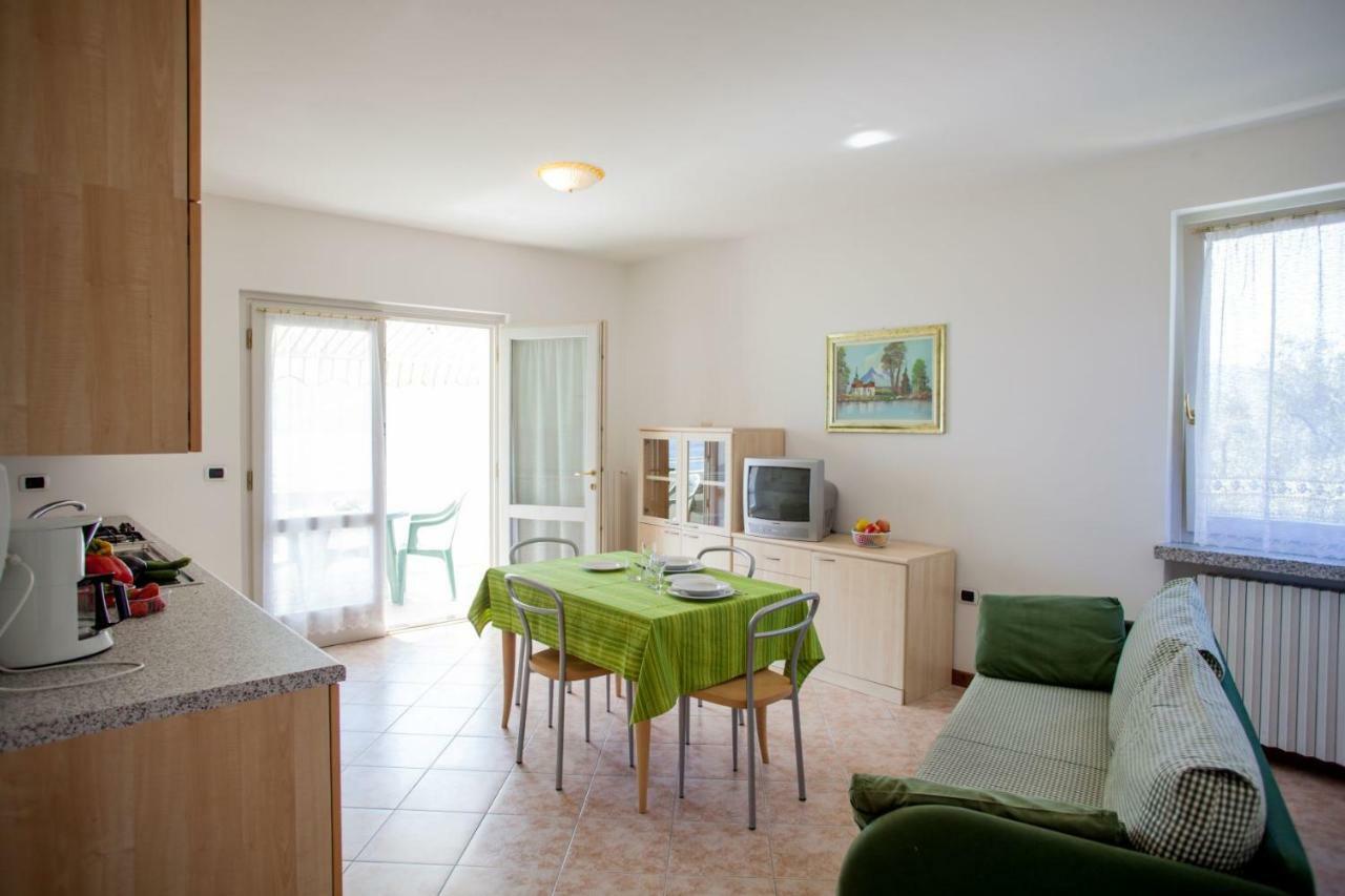 Residence Villa Aranci Limone sul Garda Kültér fotó